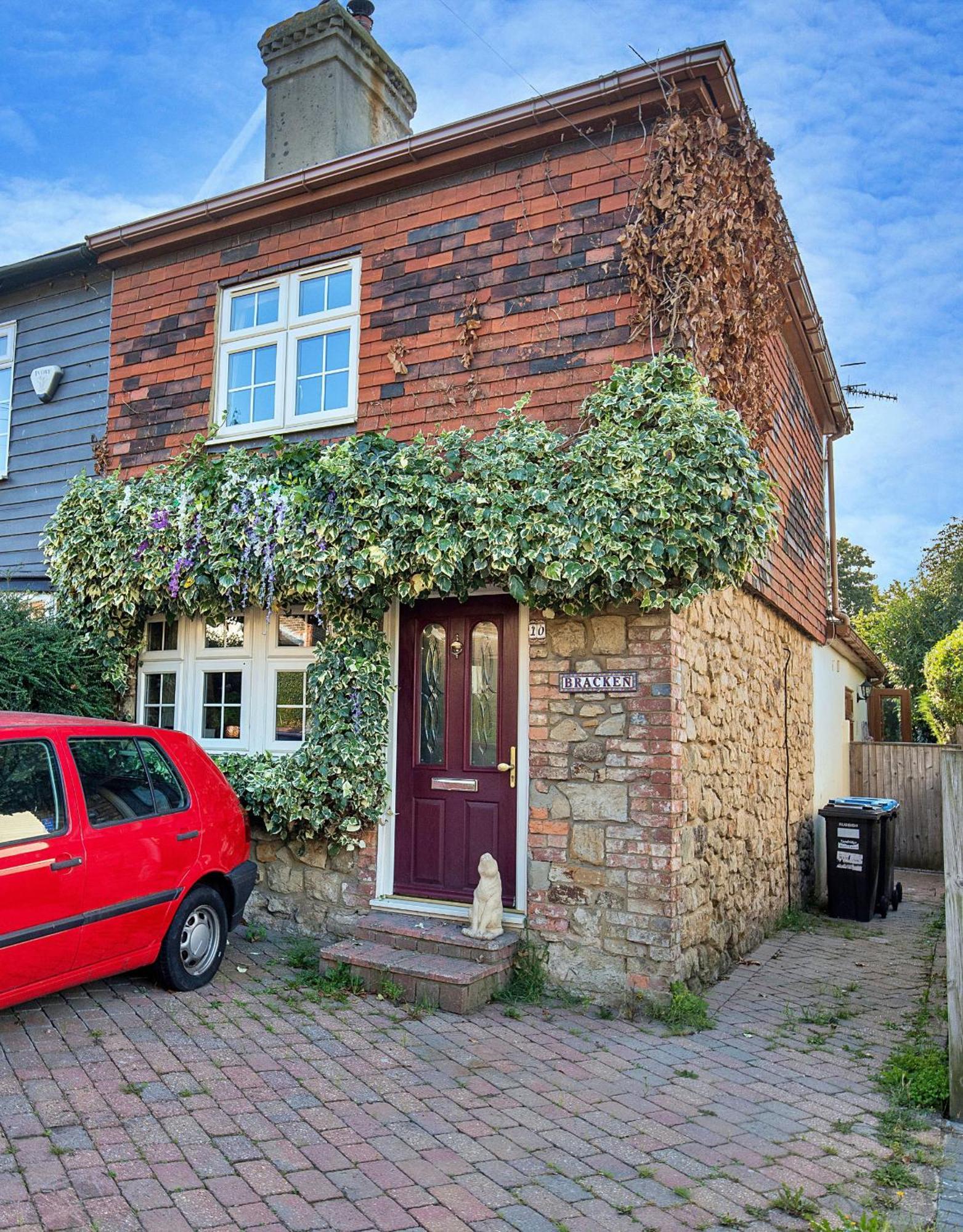 Villa Finest Retreats - Bracken Dormansland Esterno foto